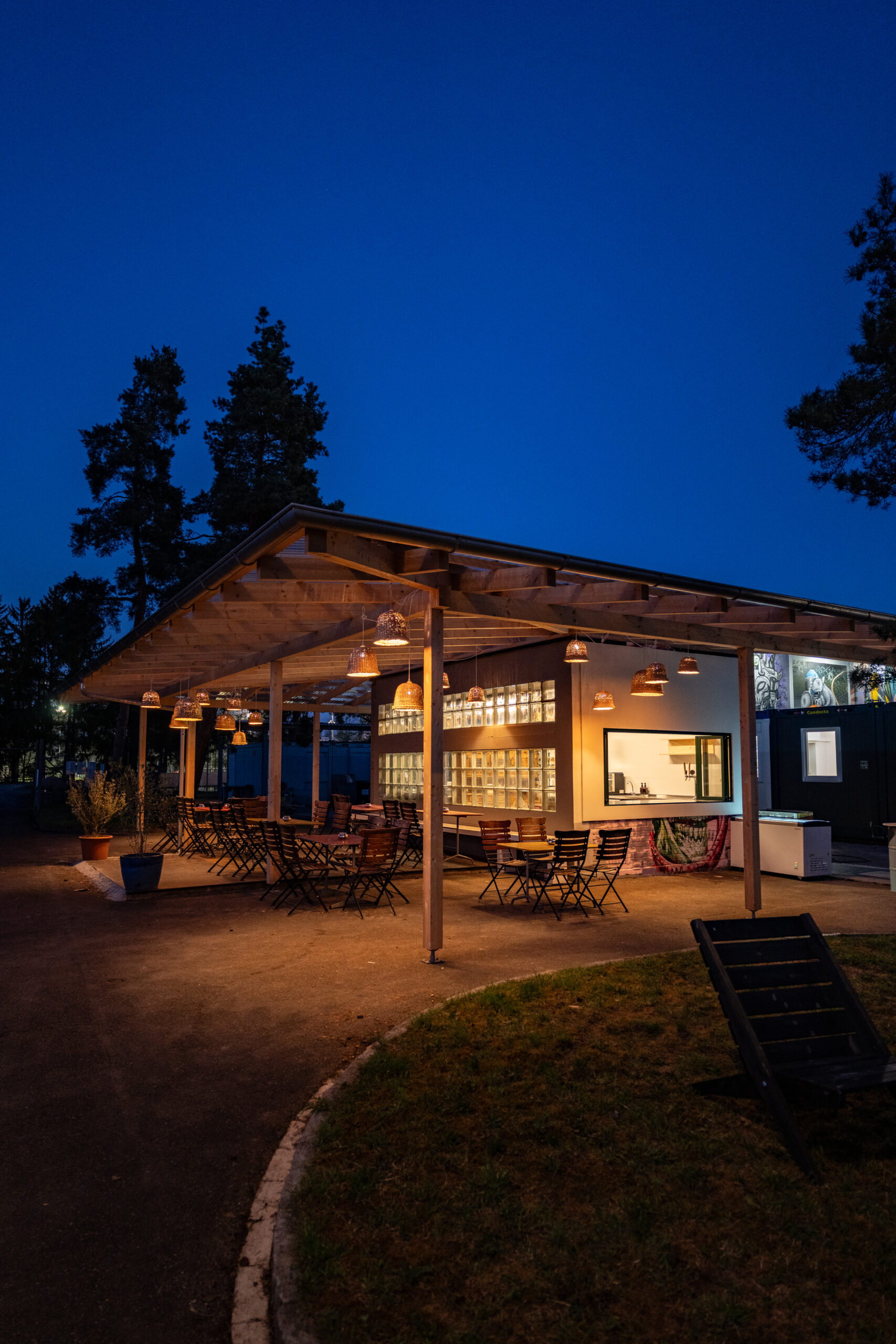 SCHWEIZ OPFIKON GRAFFLAND